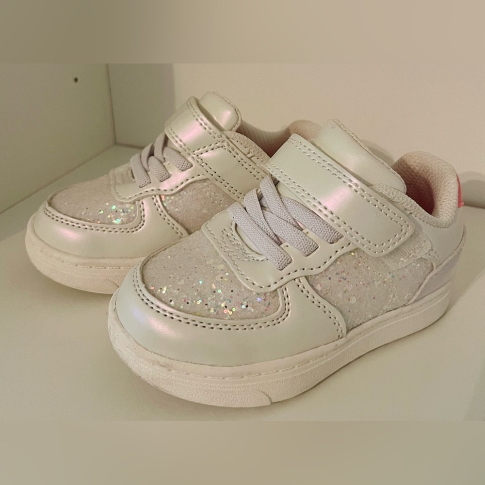 Cat & Jack Sneakers for Girls Size 6